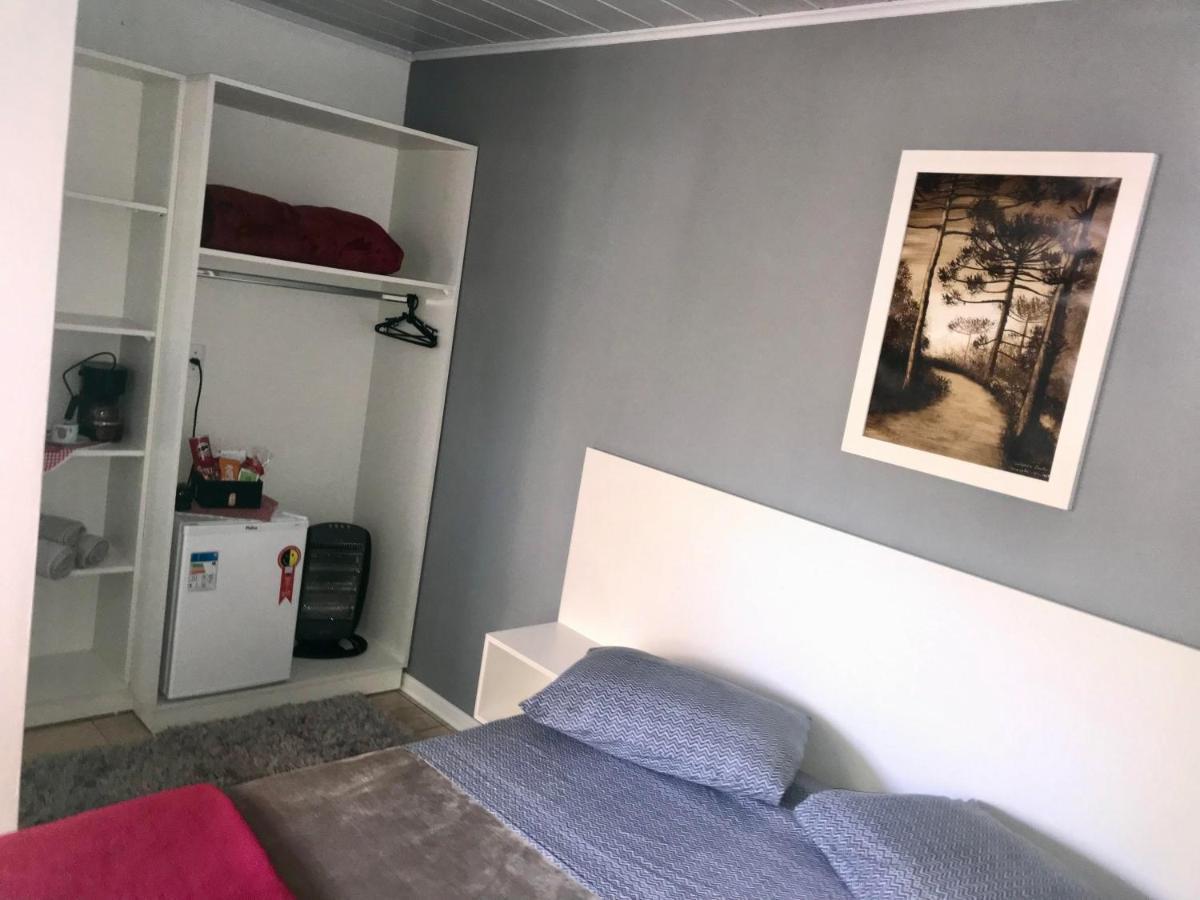 Suite Em Gramado, Proxima A Avenida Das Hortencias Екстериор снимка